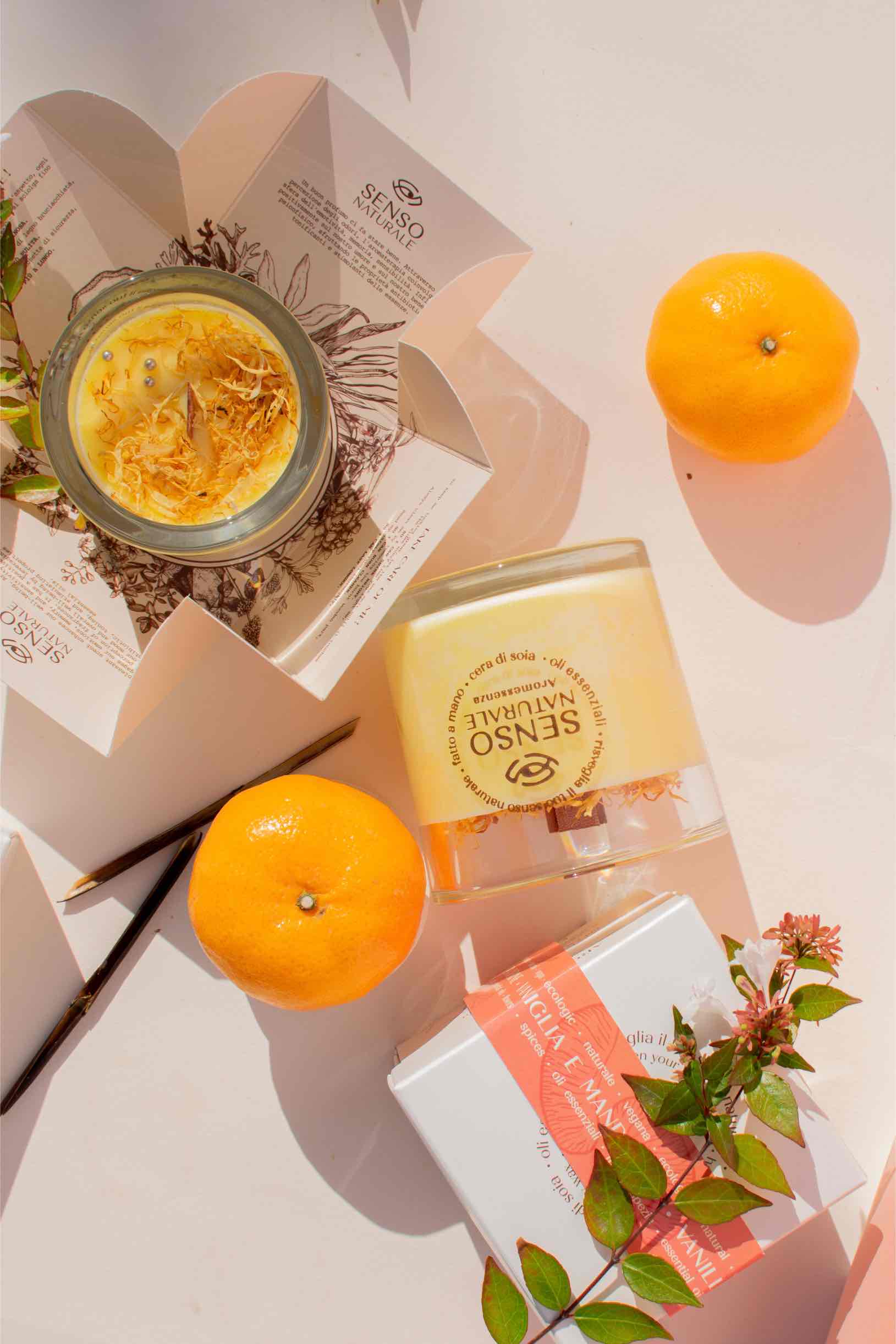 Senso Naturale Aromatherapy 100% Soy Wax Candle & Wooden Wick, Vanilla & Tangerine 5oz (Copy)